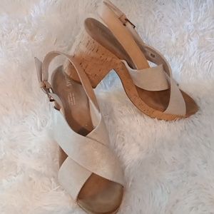 TOMS platform sandals size 12